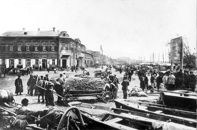 astrachan_ul_nabrzezna_zaladunek_ryb